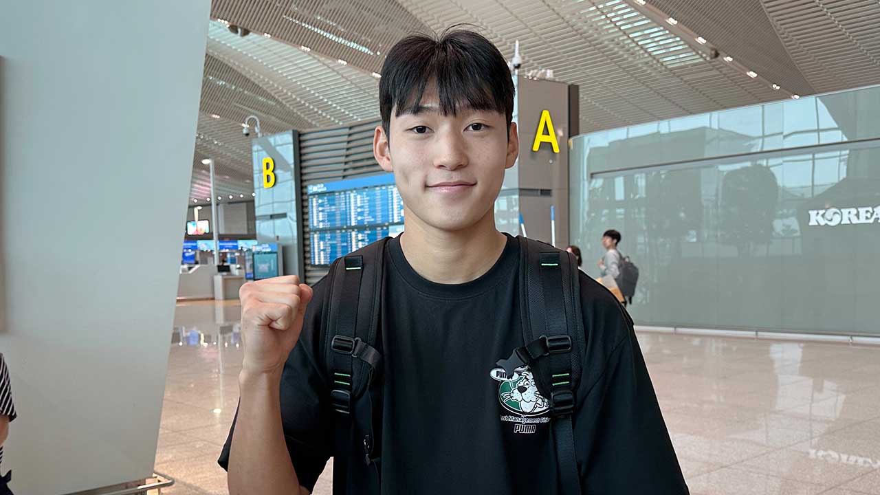 스토크시티 배준호, 두 달 연속 구단 서포터스 선정 '이달의 선수'