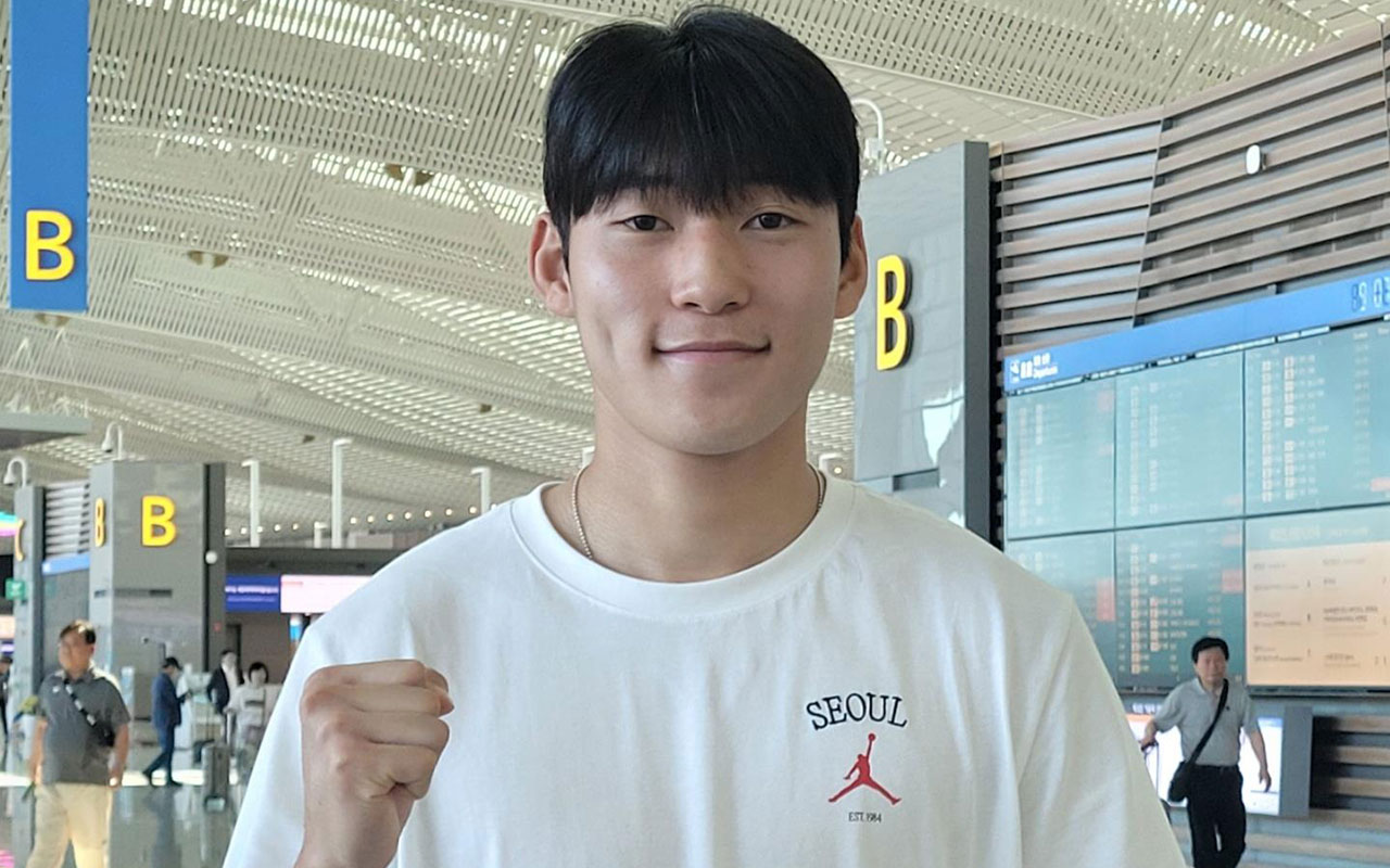 스토크시티 배준호 출국 "이제는 증명할 때‥10골이 목표"