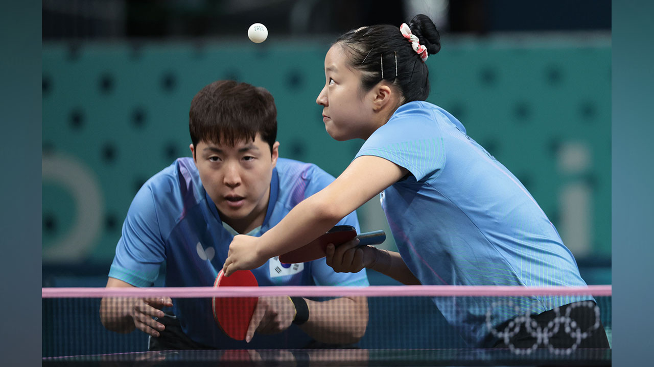 [올림픽] 탁구 혼합복식 임종훈-신유빈, '세계 1위' 중국에 석패‥동메달 결정전 진출