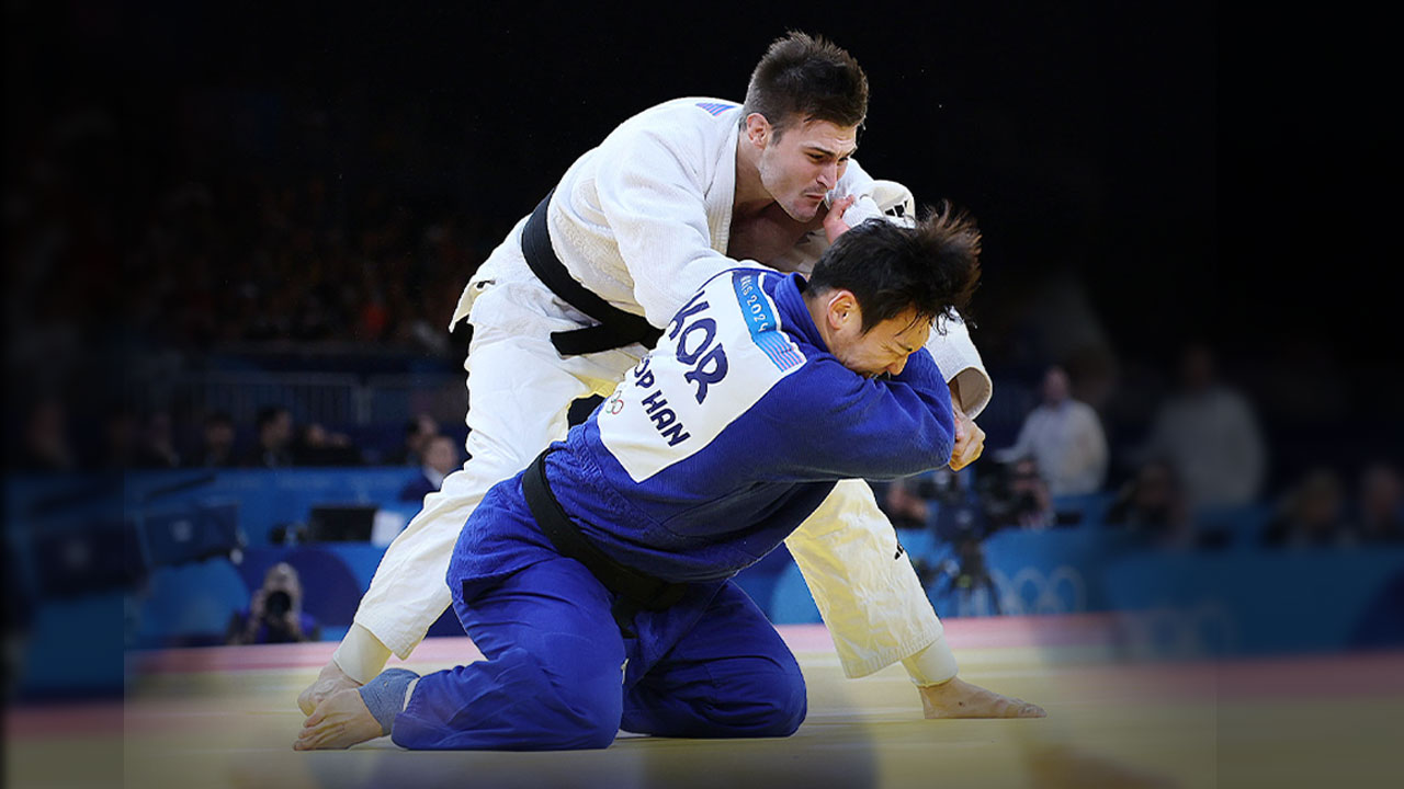 "종료 직전에 업어치기 절반" 유도 한주엽 미국 선수 넘겼다