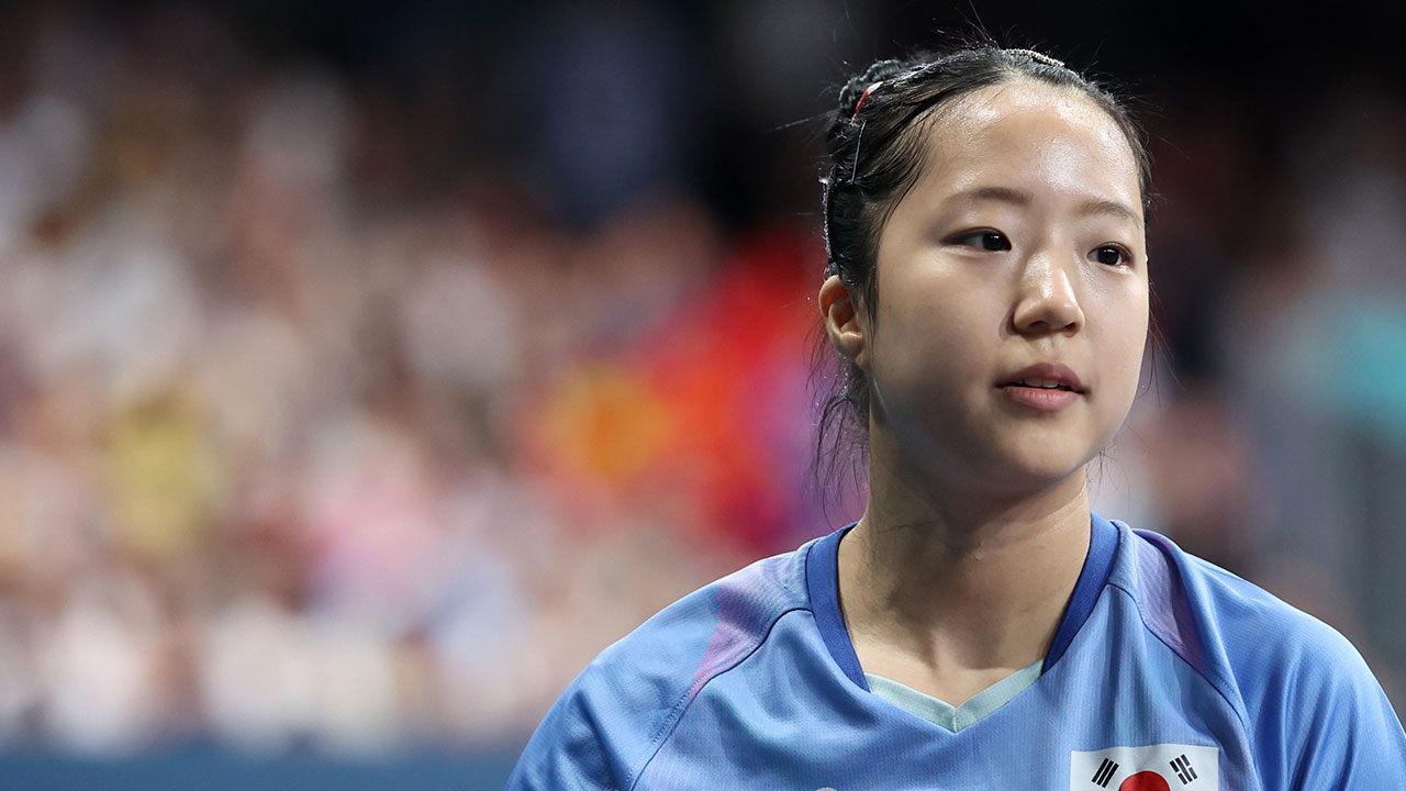 [올림픽] 탁구 단식 4강서 중국 천멍에 패한 신유빈‥동메달 결정전으로