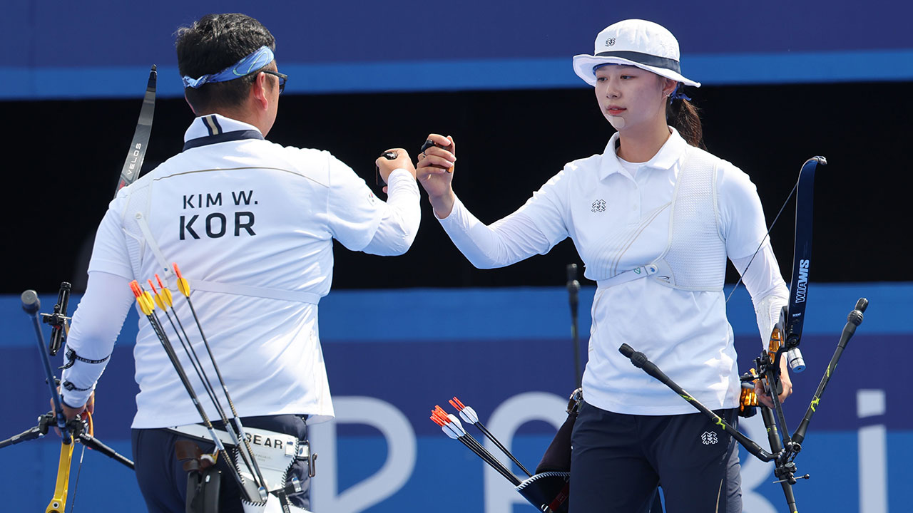 [올림픽] 김우진·임시현, 양궁 혼성 단체전서 금메달