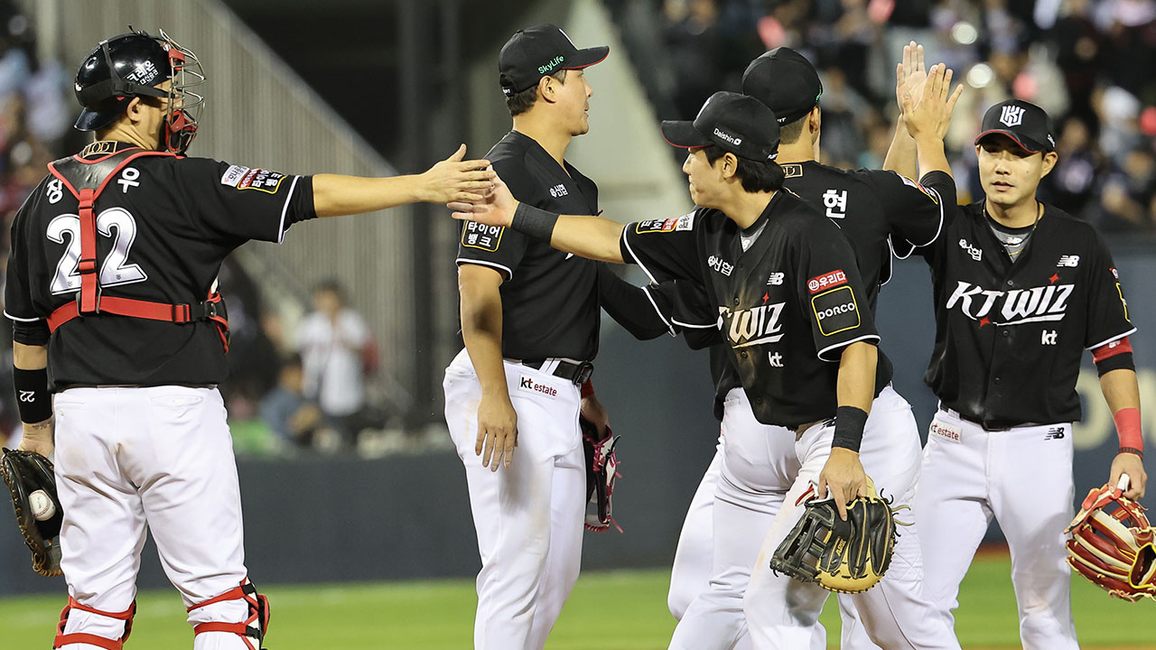 [프로야구] kt, 와일드카드 결정전 승리‥내일 두산과 2차전