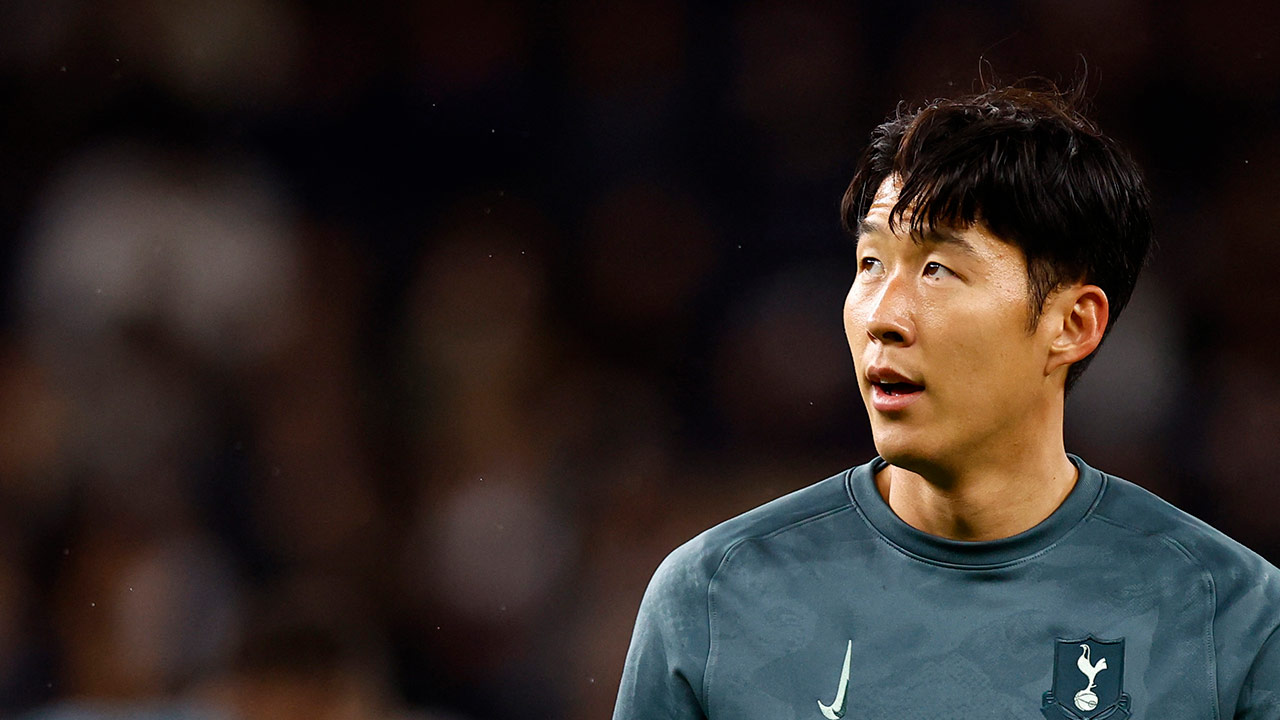 '근육 부상' 손흥민, 유로파리그 원정 불참‥"런던서 회복"