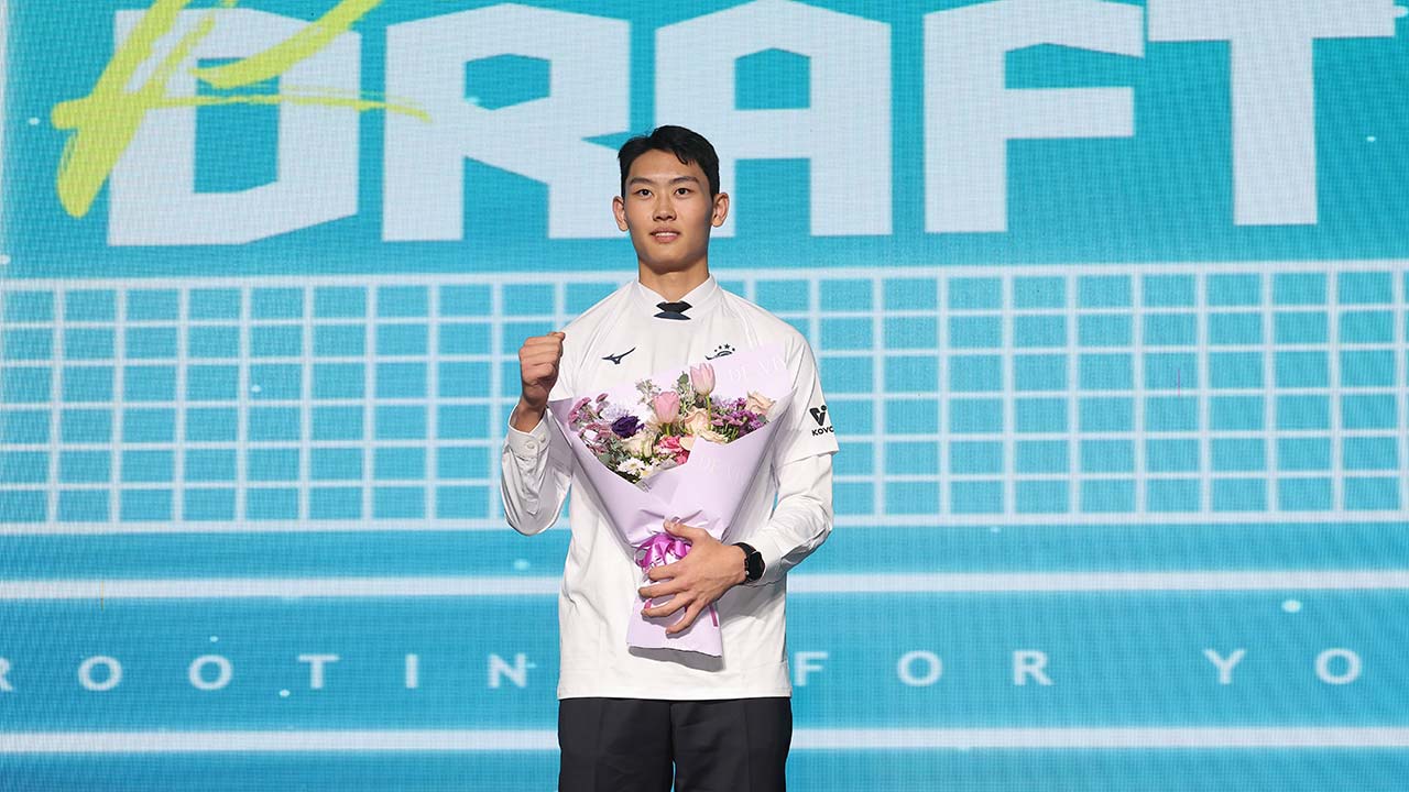 천안고 김관우, 남자배구 고졸 신인 최초로 드래프트 1순위 영광