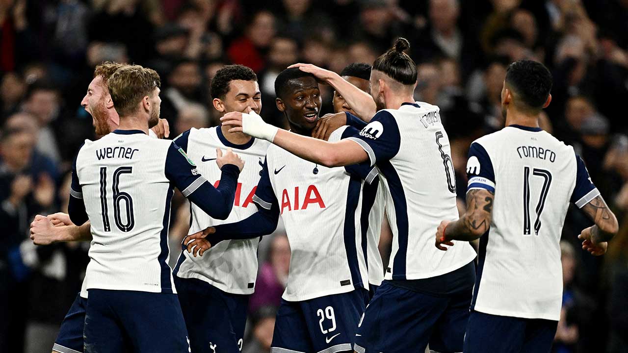 '손흥민 결장' 토트넘, 맨시티 2대1로 꺾고 리그컵 8강행