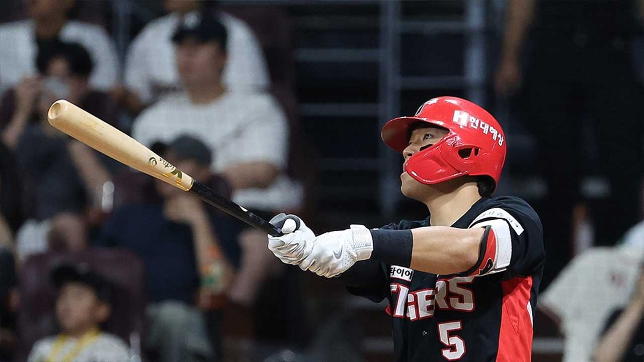 KIA 김도영, 골든글러브 3루수 만장일치에 8표 부족‥유격수는 박찬호