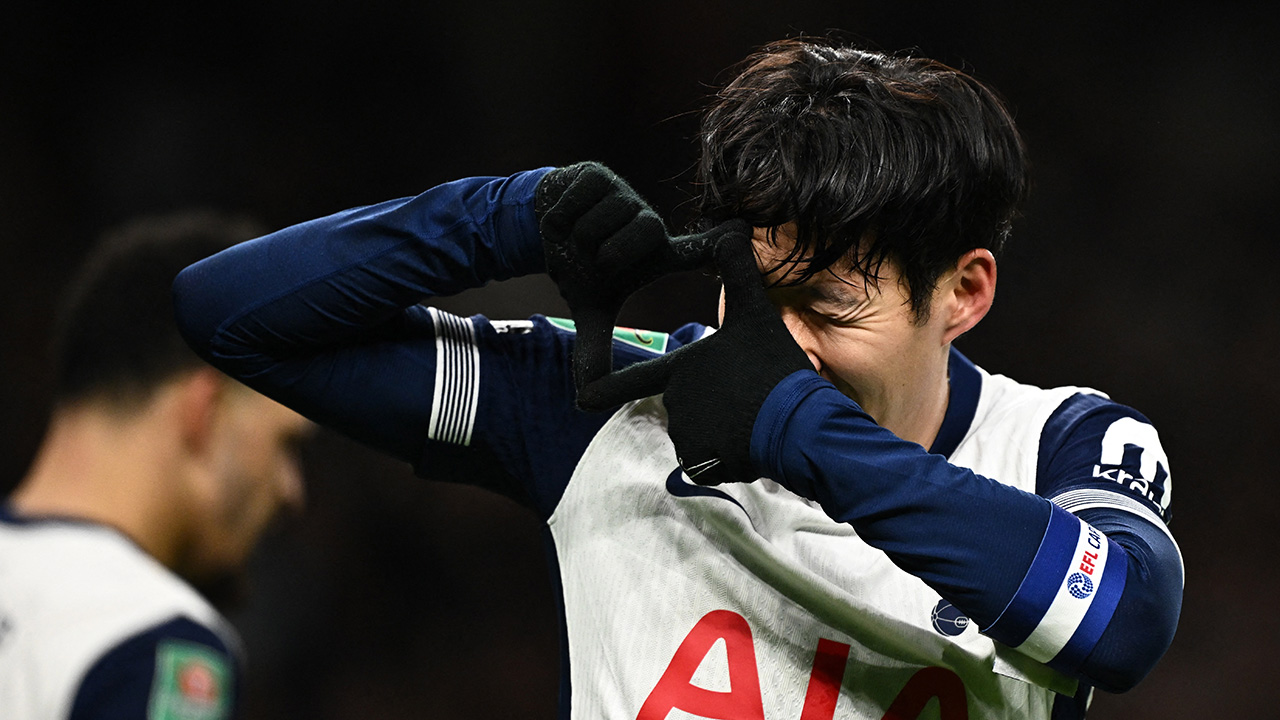 '코너킥 직접 득점' 손흥민, 시즌 7호골‥토트넘 4강 진출