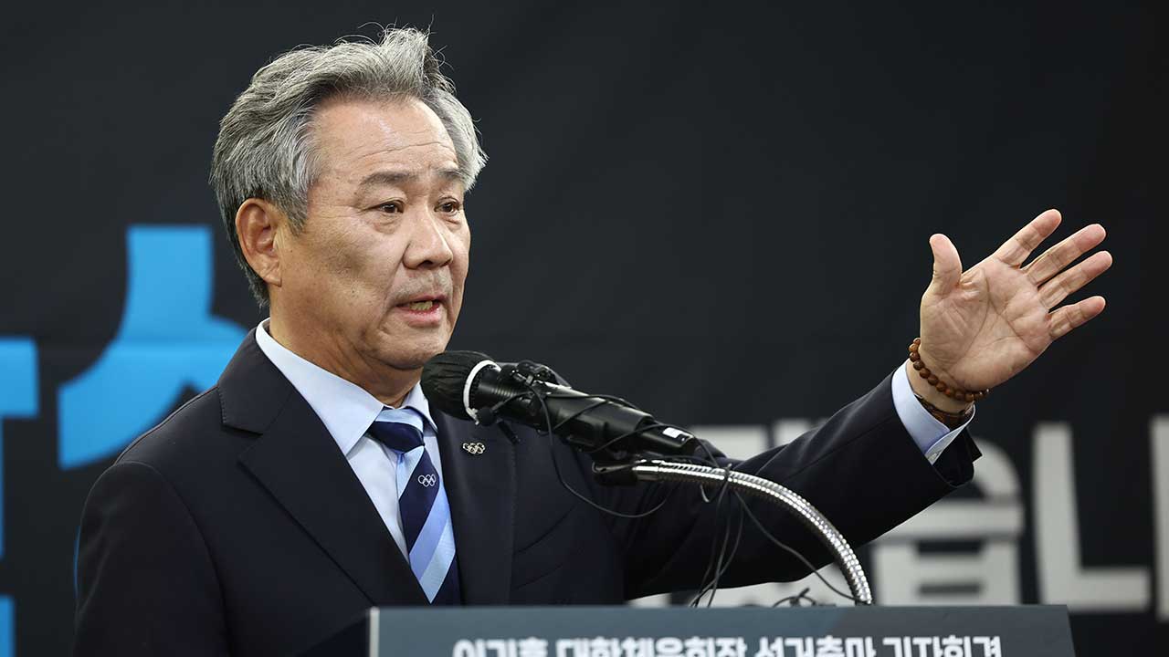 '3선 도전' 이기흥, 대한체육회장 후보 등록 마쳐