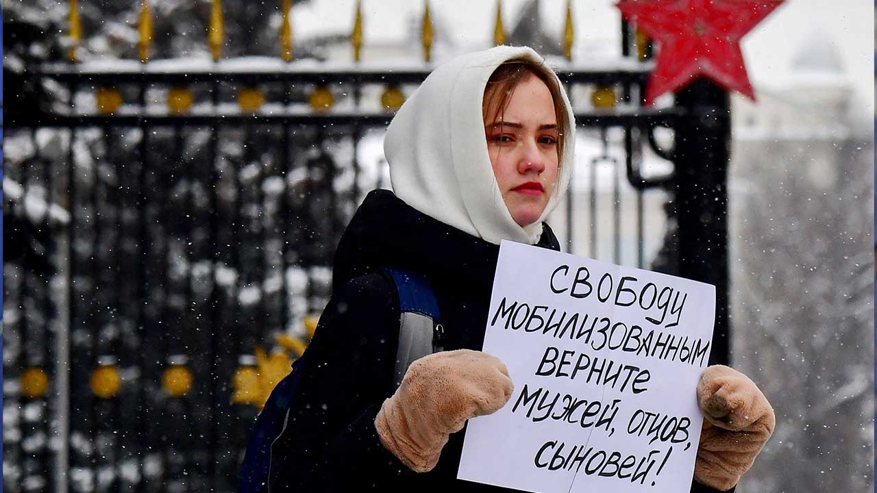 모스크바 군 동원 반대 시위 취재 기자 20명 무더기 구금