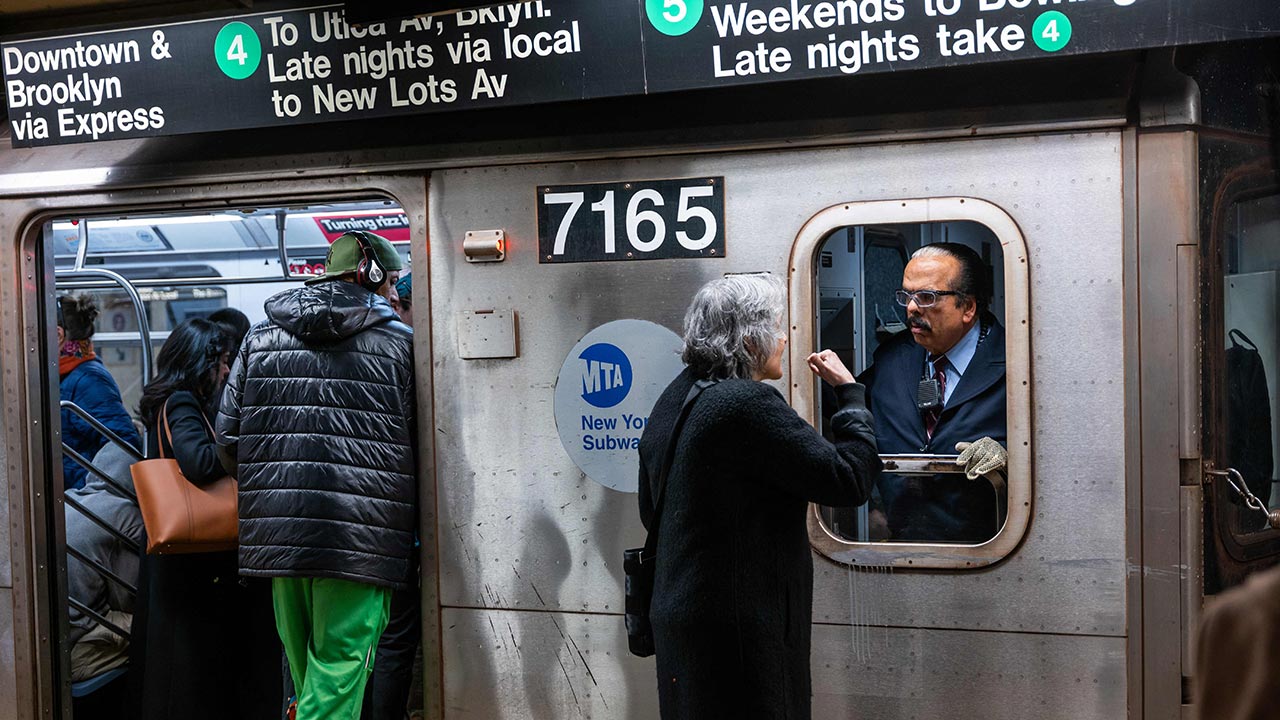 뉴욕지하철 또 '선로 밀치기'‥50대 남성 숨져