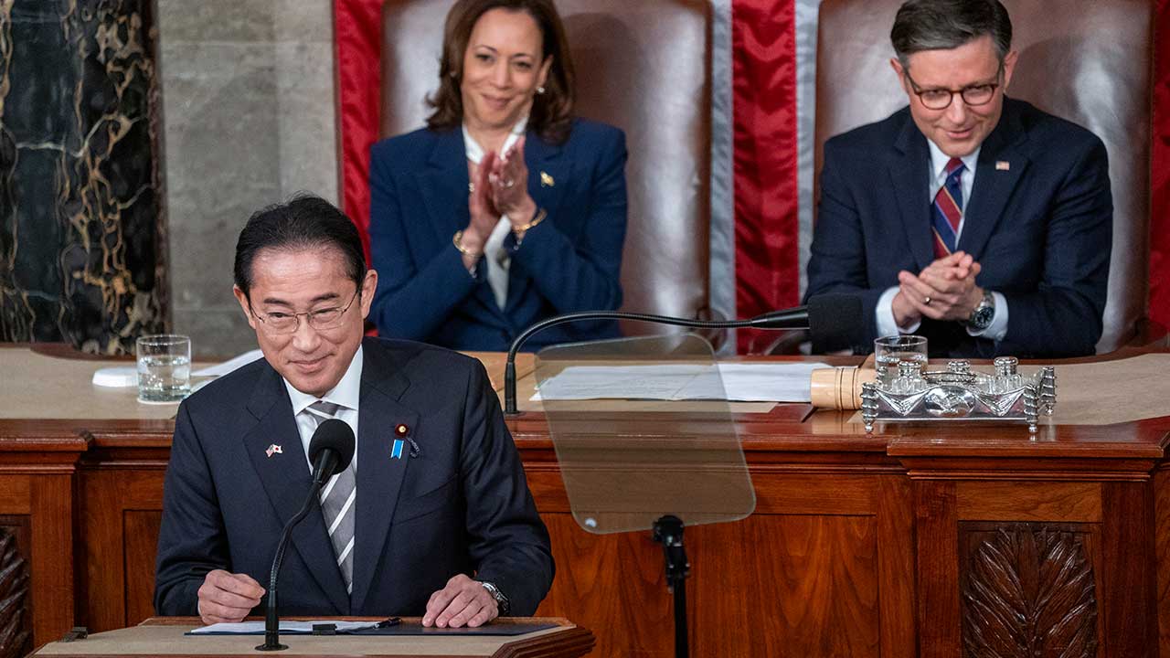 기시다, 미국 의회 연설서 과거사 언급 안 해‥아베는 9년 전 "반성"