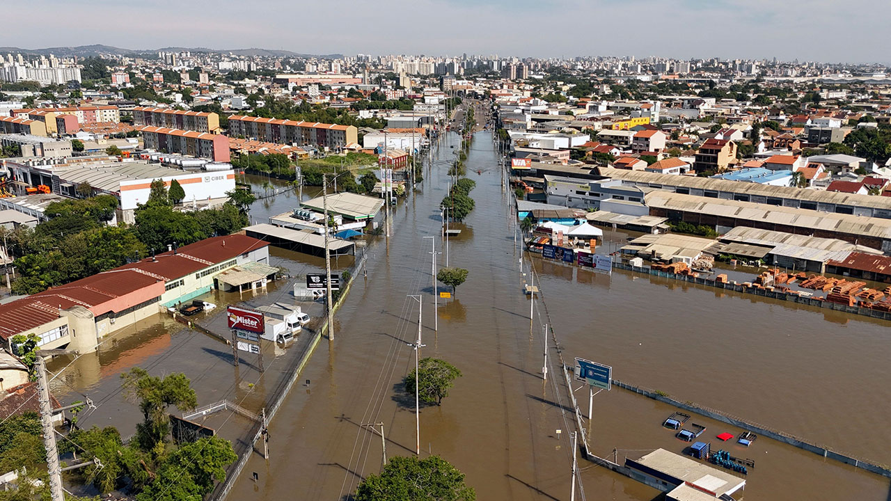브라질 남부 홍수, 사망·실종 200명 육박‥피난민 15만명