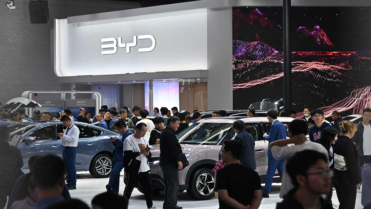 "미국 관세폭탄은 단기처방‥저가 중국 전기차 막기엔 역부족"