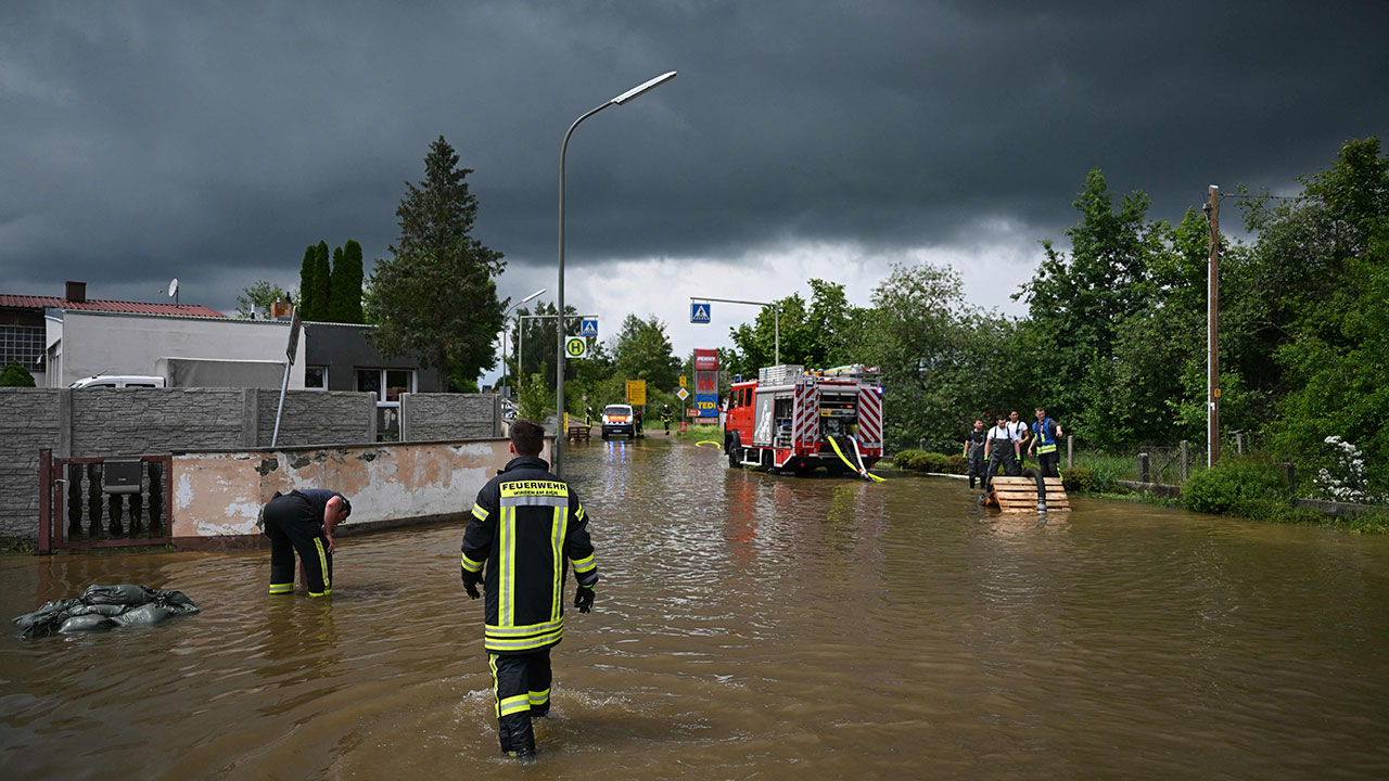 독일 남부 홍수에 구조대원 1명 사망‥수천 명 대피