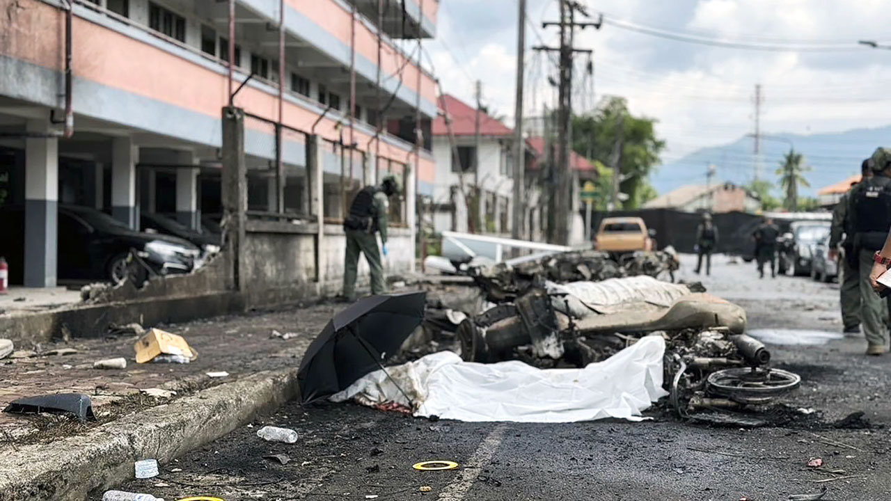 태국서 차 폭탄 테러로 1명 사망·18명 부상‥이슬람 단체 소행 추정