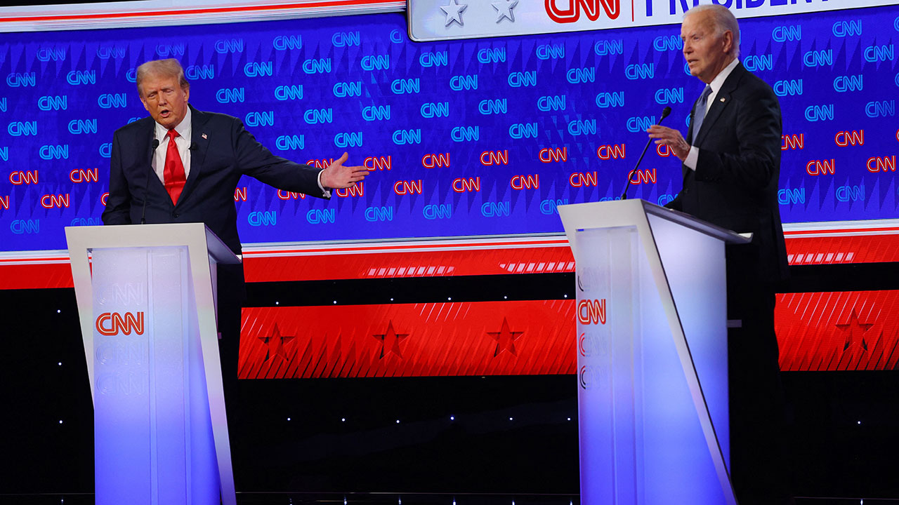 "미국 유권자 10명 중 7명, 바이든 출마 접어야‥인지력 부적격"