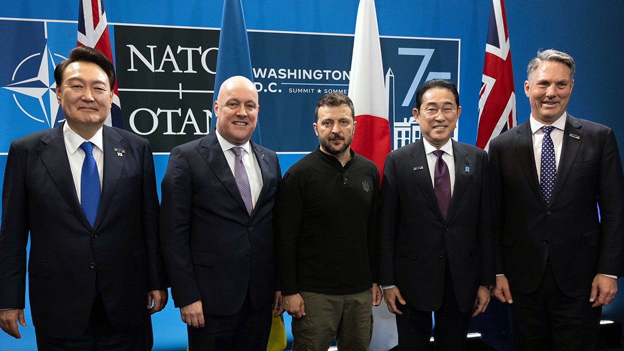 북 "미국과 나토가 세계평화 가장 중대한 위협"‥정상성명 반발
