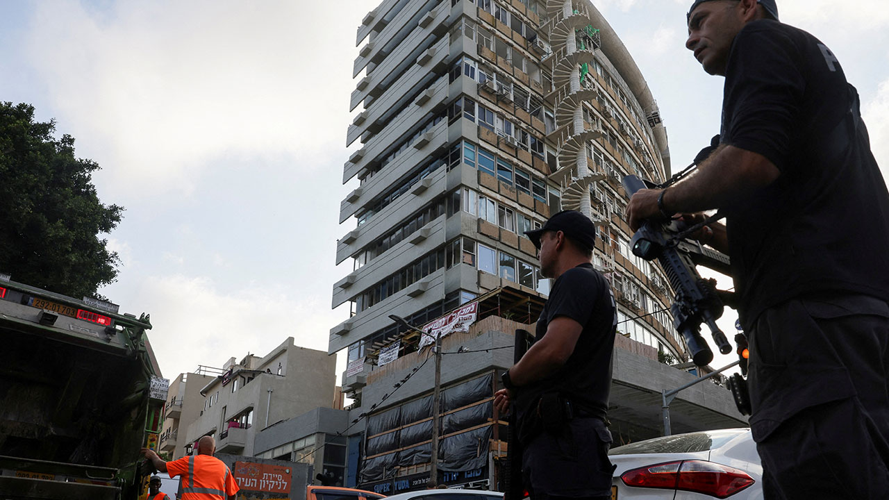 이스라엘 수도 아파트에 드론 충돌·폭발 1명 사망