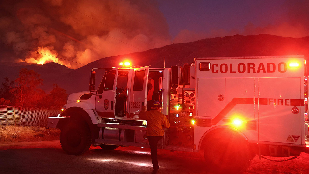 미국 서부 90여 곳서 산불 '활활'‥콜로라도 주민 1명 사망
