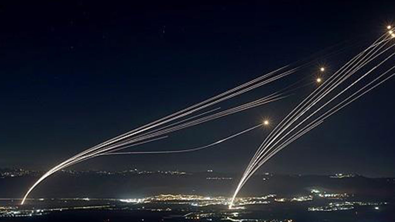 헤즈볼라, 이스라엘 접경지 공습‥"수십발 중 대다수 요격"