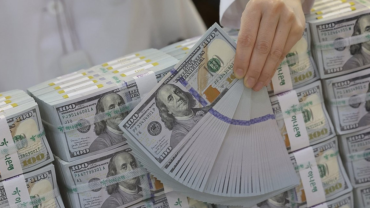 미 금리인하 전망에 달러화 연초 수준으로 떨어져