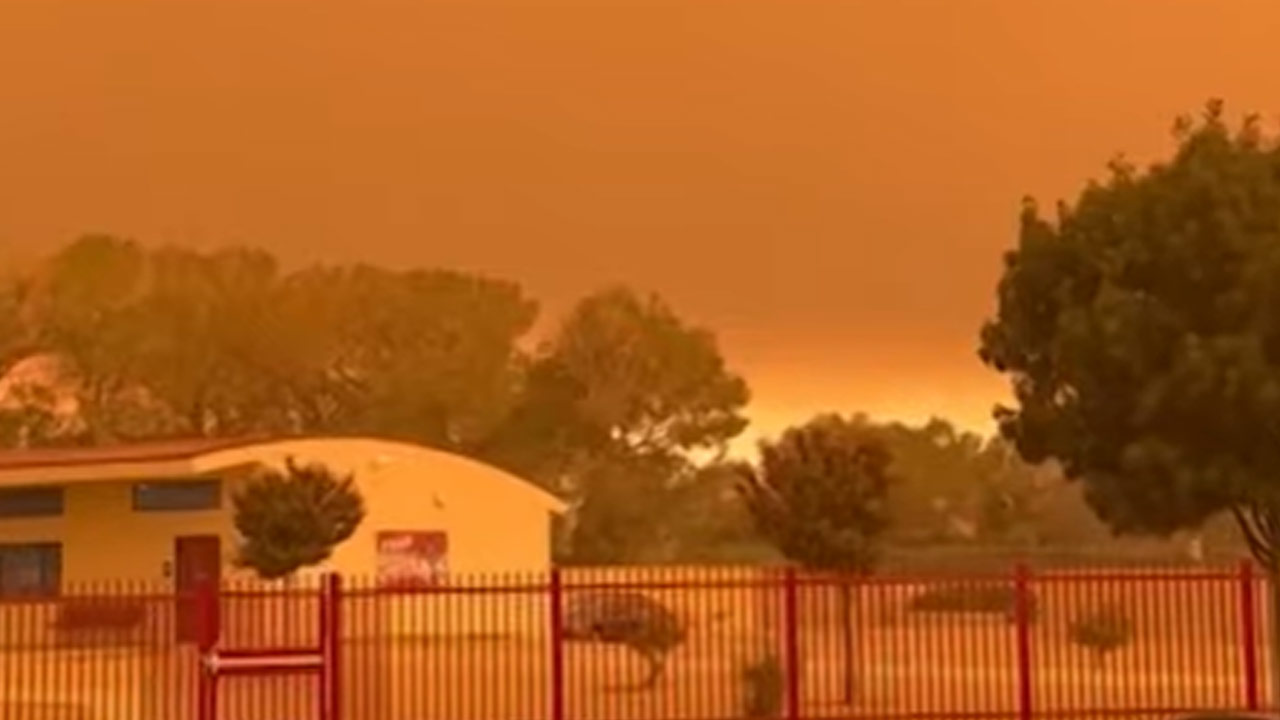 캘리포니아 남부 산불 '활활'‥작년 한해 산불피해 면적의 3배 잿더미 