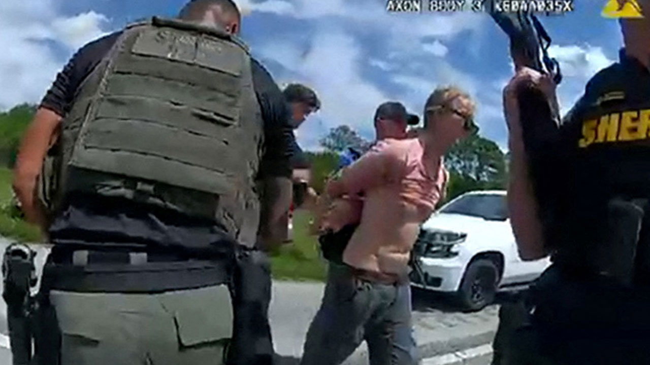 Deadly Ambush at Trump's Golf Course: Shocking Details Emerge in Alleged Assassination Attempt - News Directory 3