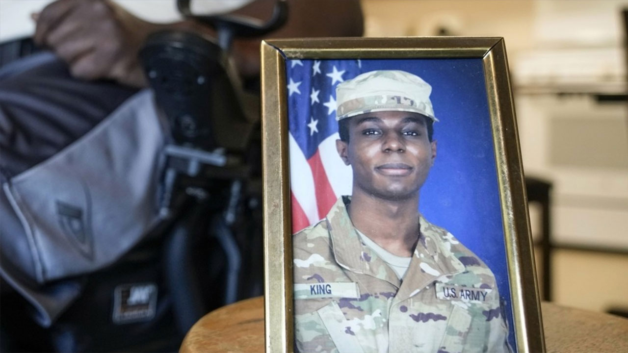 '월북미군' 트래비스 킹, 미 군사 법원서 징역 1년‥귀환 1년 만에 석방