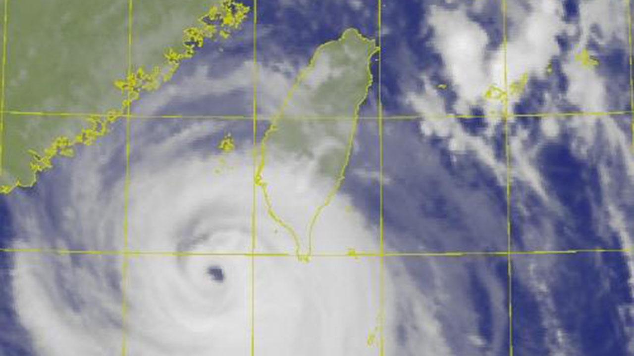 태풍 끄라톤 상륙 앞둔 대만, 휴무·휴교령‥배달 서비스 중단