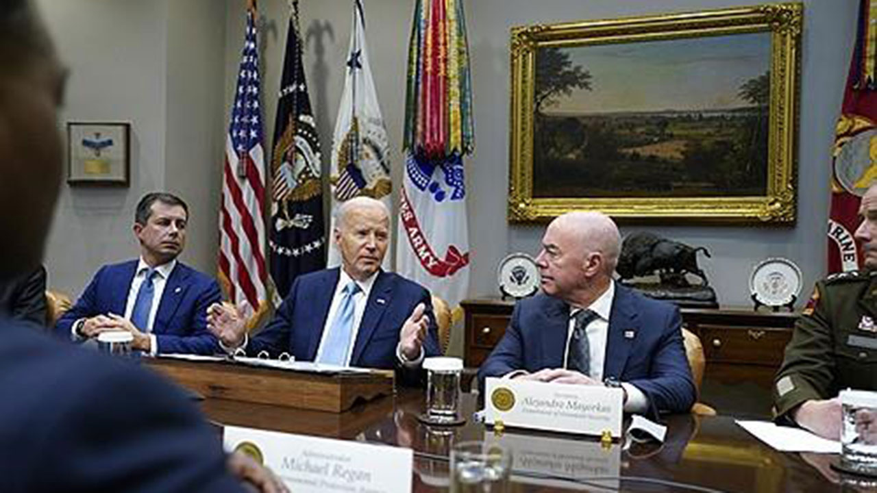 바이든 "이스라엘에 대한 이란 공격 격퇴돼‥대응방안 논의중"