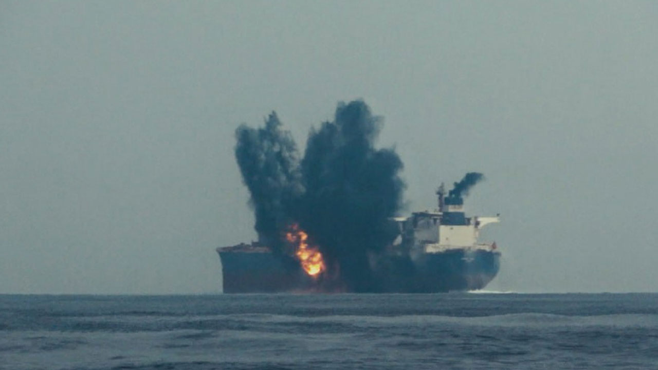 미·영, 예맨 후티 반군 근거지 공습