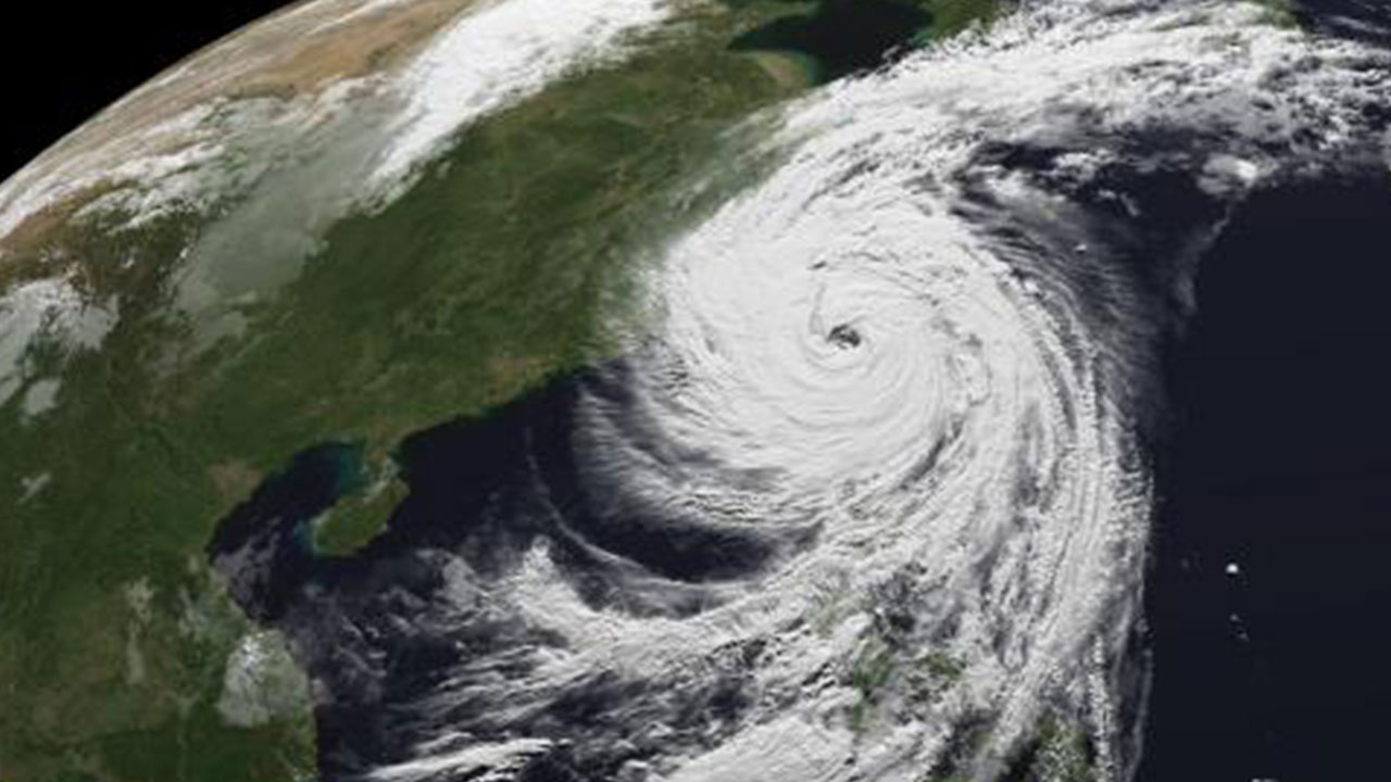 태풍 콩레이 대만 상륙에 1명 사망‥"사상 첫 10월 말 태풍"