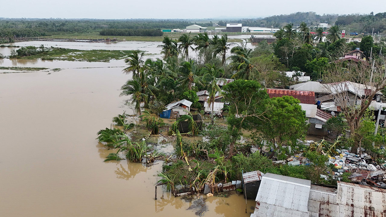 필리핀에 또 태풍‥22호 태풍 '인싱' 필리핀 북부 강타