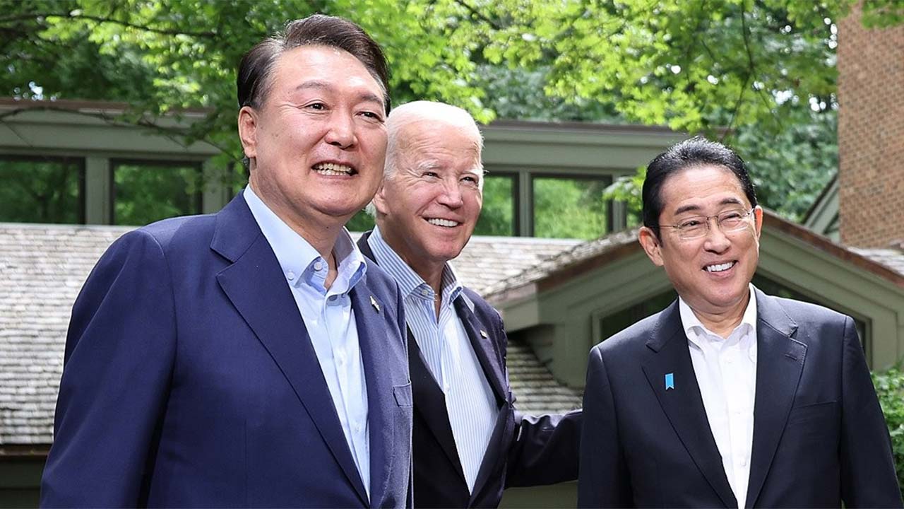 일본 언론 "한미일, 이달 페루APEC 기간 3개국 정상회의 개최 조율"