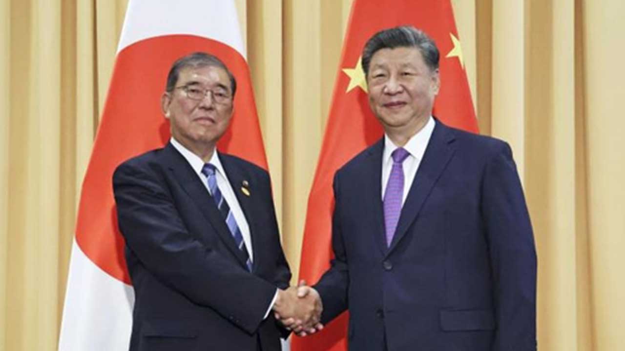 중·일 정상회담, "전략적, 안정적 관계 구축" 