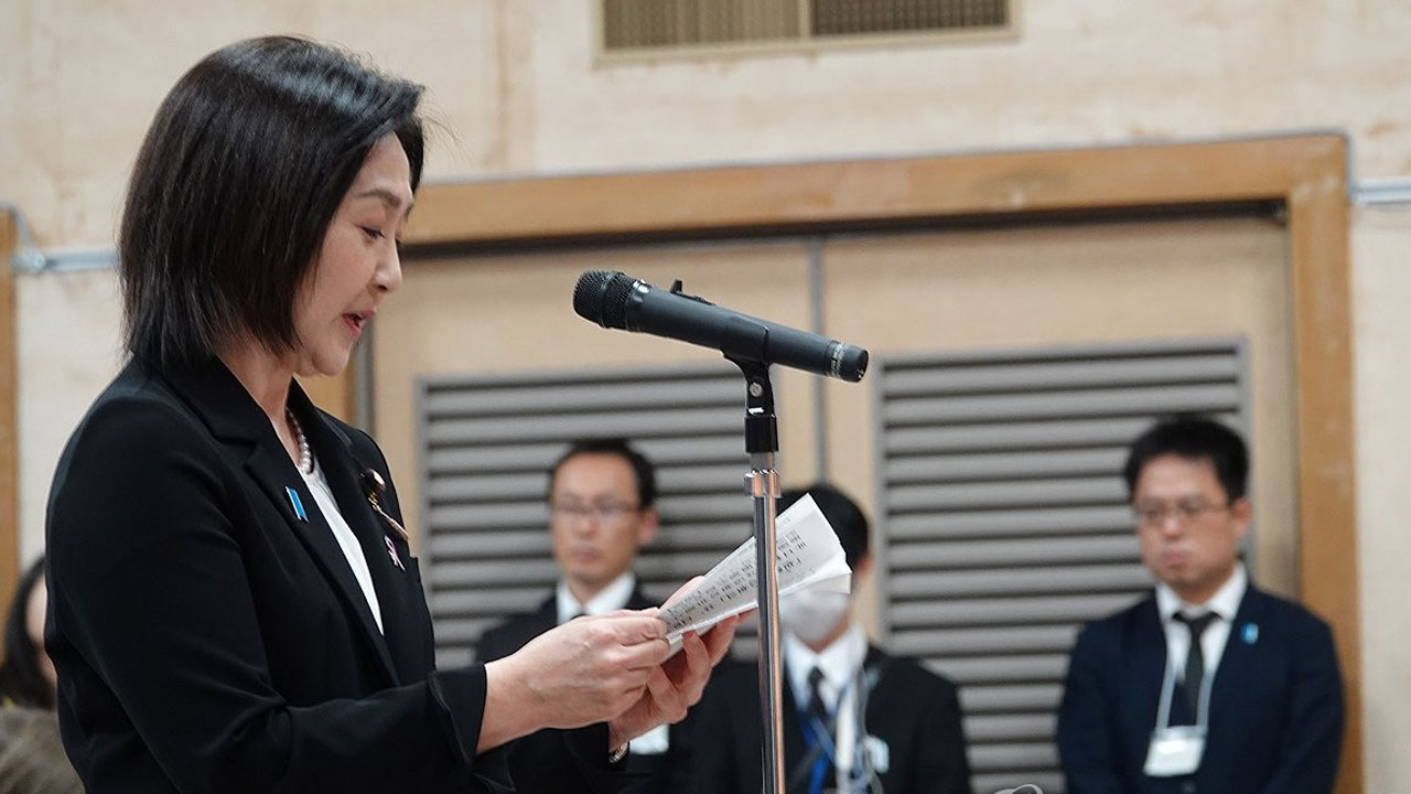 '야스쿠니 신사참배 논란' 일본 대표, 사도광산 스피드 바카라사이트 후 급히 자리 떠