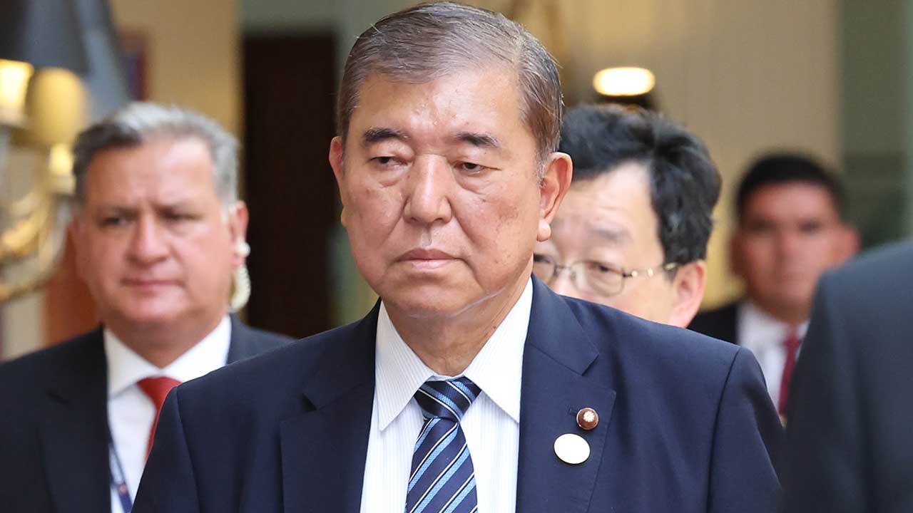 일본 이시바 총리, 계엄 사태 한국 대신 내달 인도네시아 방문 조율