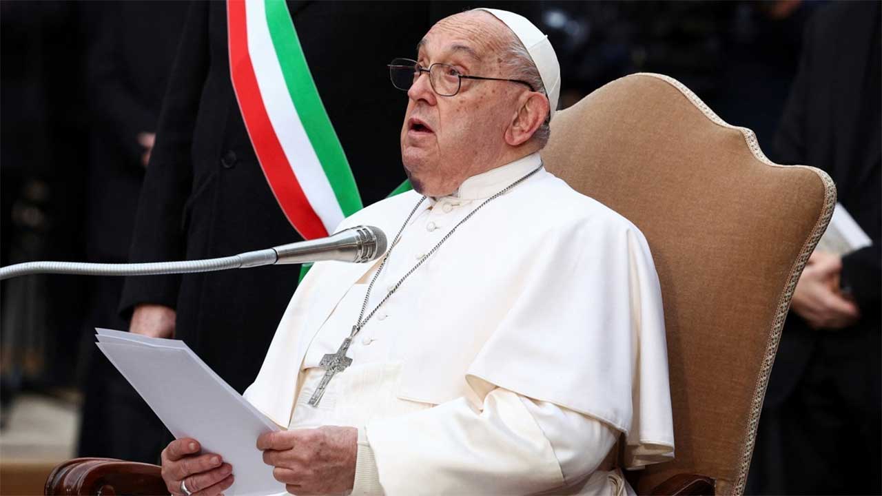 교황 "2025년 저소득 국가 부채 탕감하고 사형제 폐지해야"