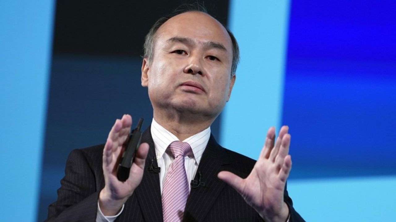 일본 소프트뱅크 손정의 회장, 트럼프 만나 1천억 달러 투자 계획 발표