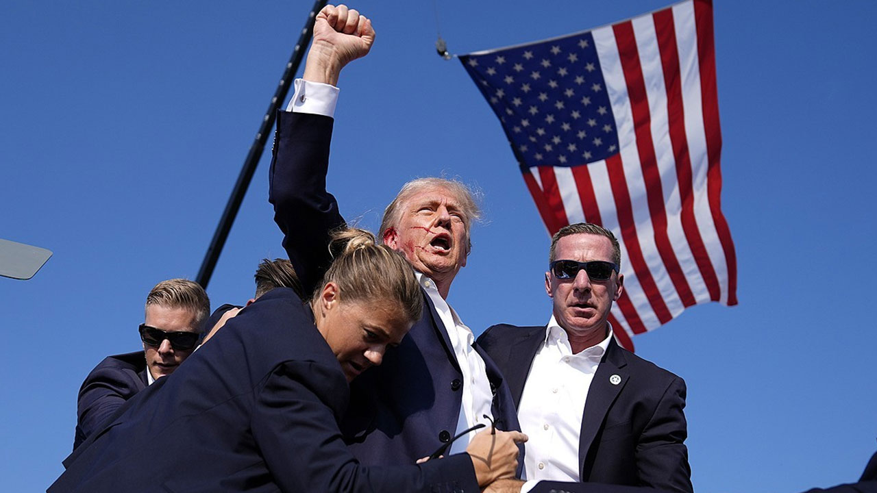 피격 트럼프·계엄군 총 잡은 안귀령‥BBC '인상적 이미지' 선정