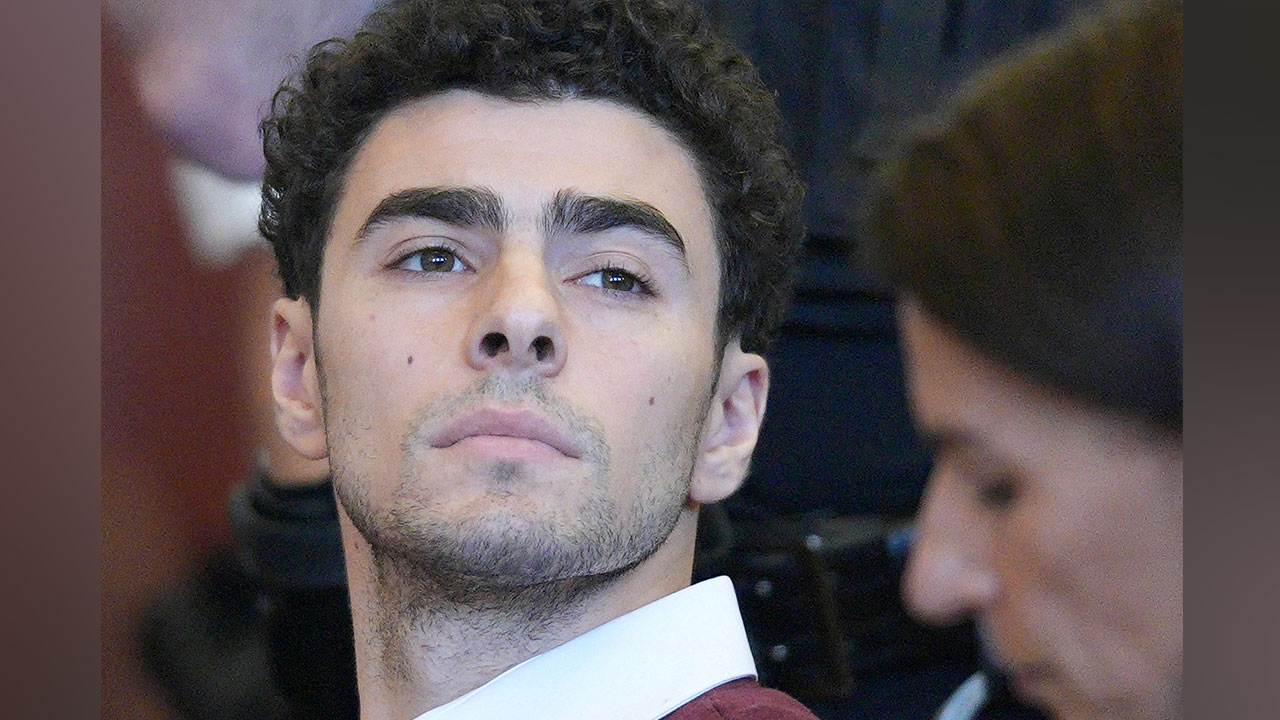 美 보험 CEO 살해 혐의 피고인 무죄 주장‥"뉴욕시장이 재판 오염"