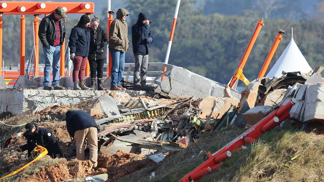 국토부 "파손된 비행기록장치, 미국으로 보내 조사"‥원인 규명 지체될 듯 