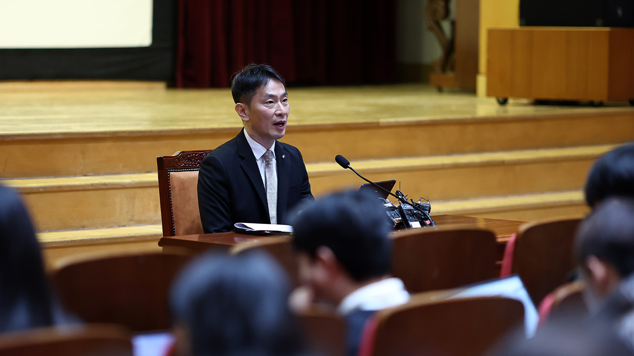 이복현 "우리금융 엄정 기조 유지‥보험사 인수 심사 신속히 할 것"