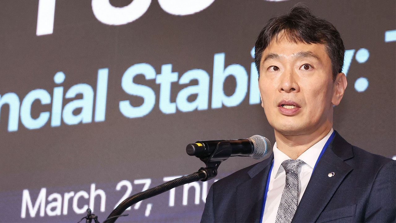 이복현, 외국금융사에 "정치·경제적 불확실성 기민하게 대응중"