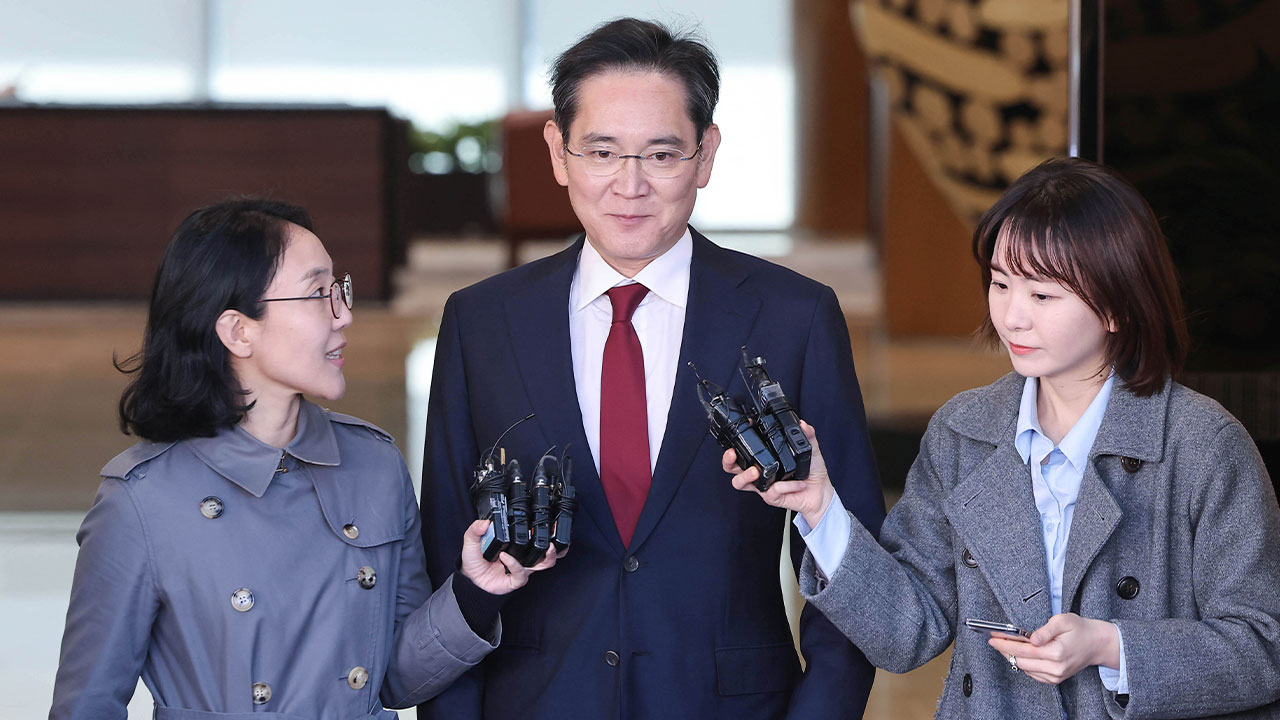 시진핑 만난 이재용 오늘 귀국‥반도체 위기론에 '묵묵부답'