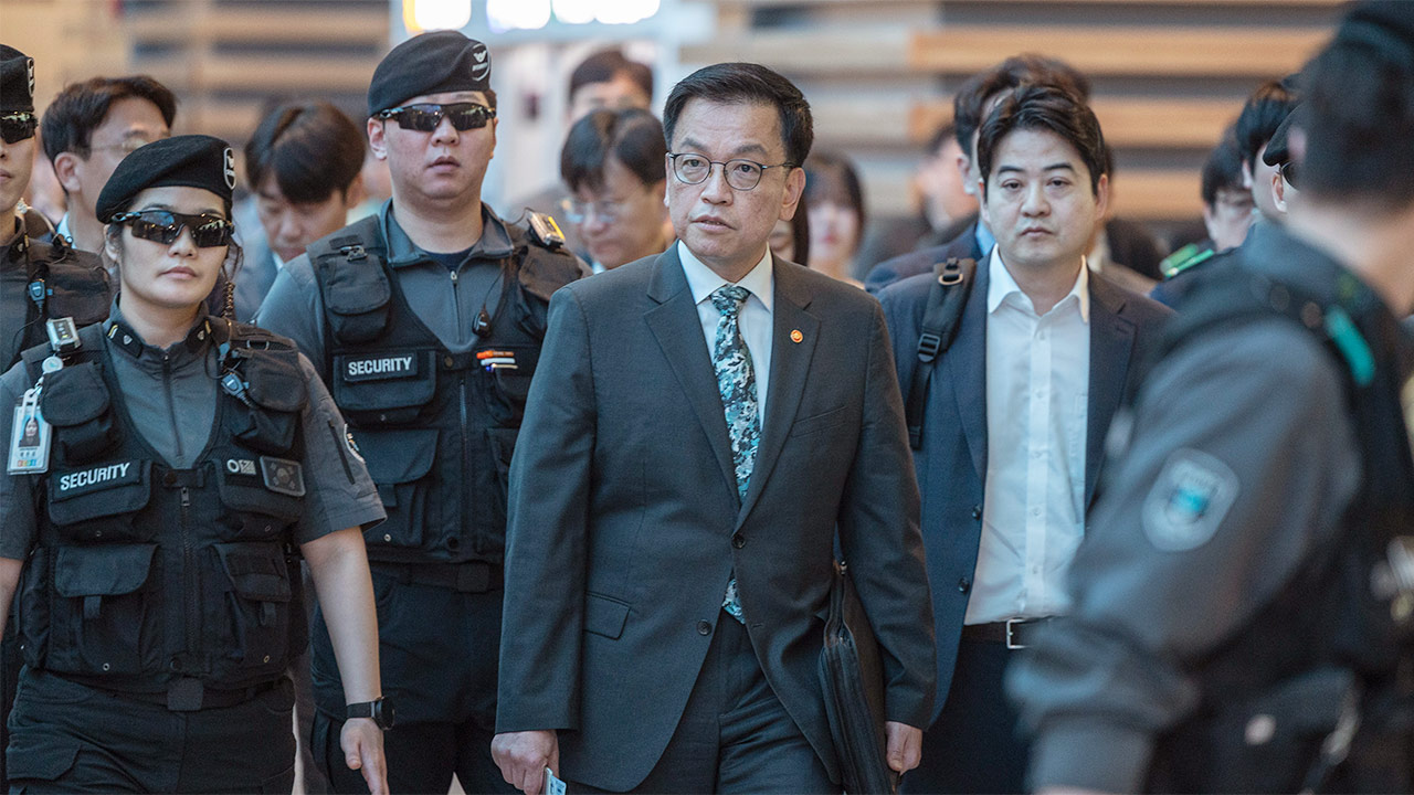 최상목 통상협의 출국"한미동맹 새로운 논의 물꼬 틀 것"