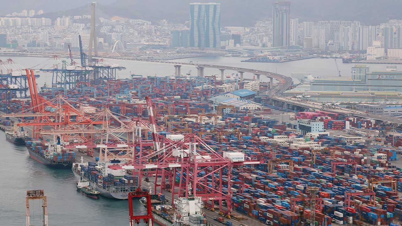 4월 산업생산 모두 줄었다‥소비·투자까지 석 달 만에 '트리플 감소'