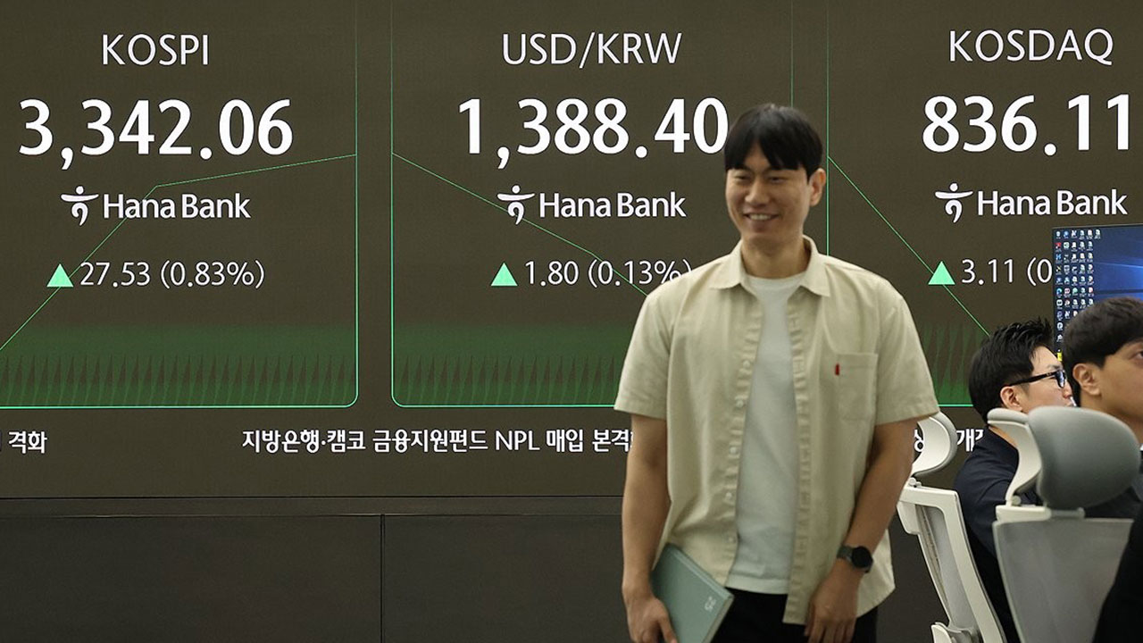 코스피 장초반 3,344.70‥사상 최고치 또 경신