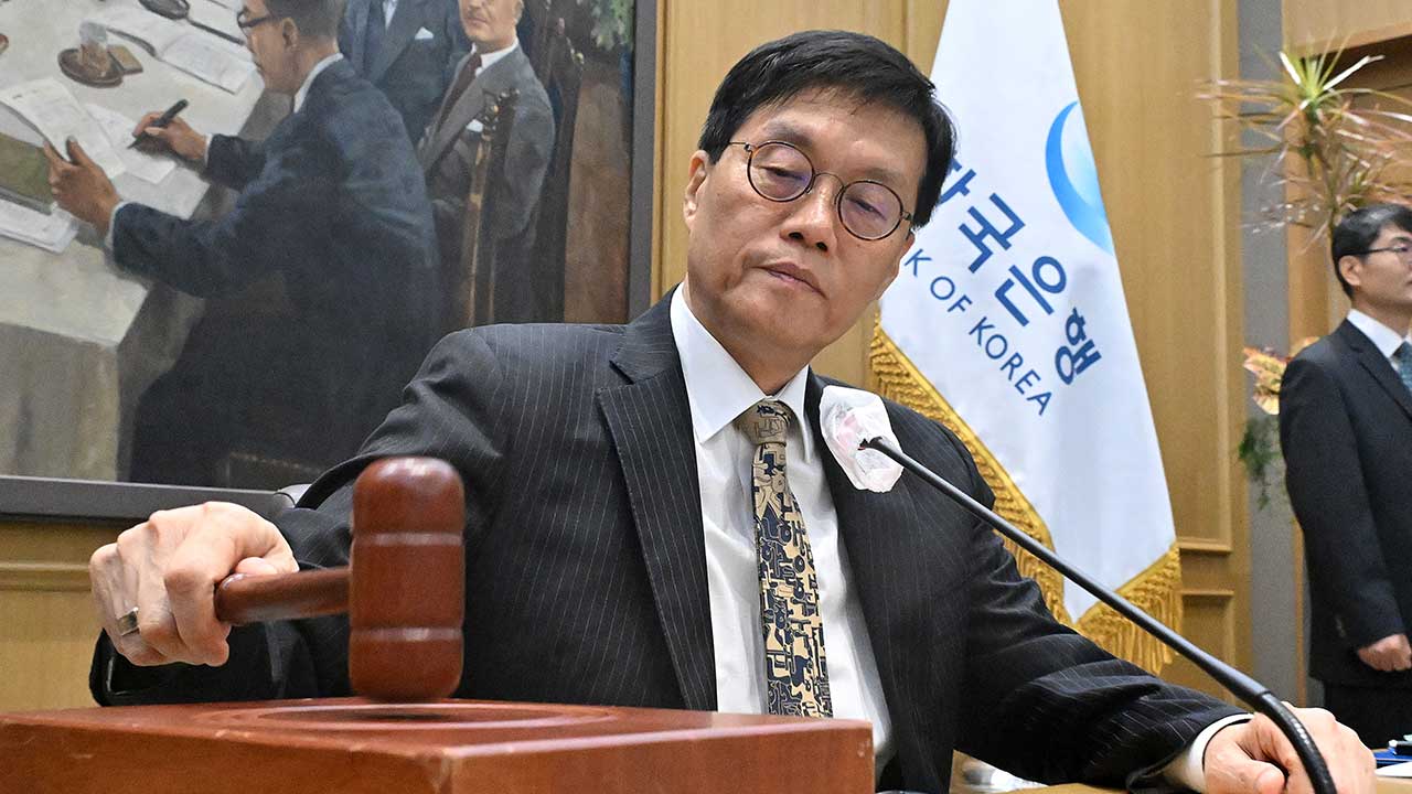 이창용 "금리로 부동산 가격 완벽히 조절 못 해"